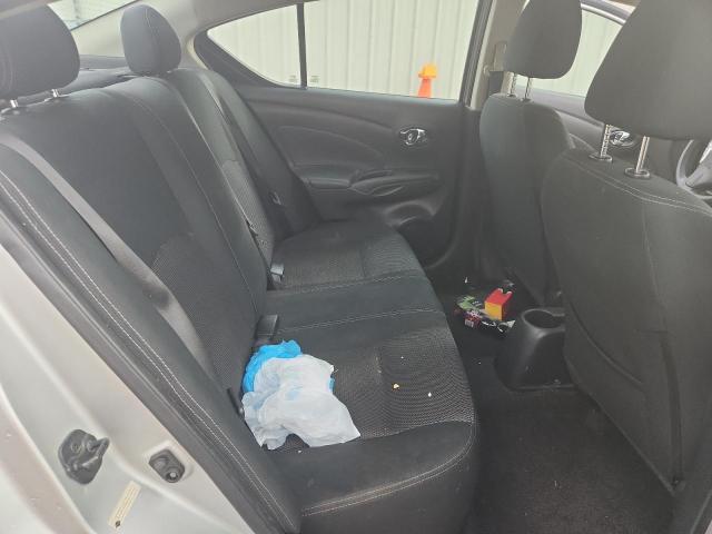 2018 NISSAN VERSA S 3N1CN7AP8JL811507