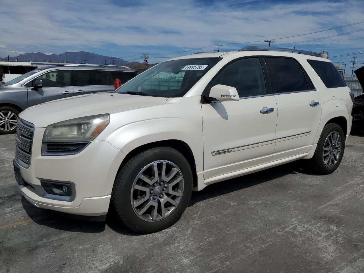 GMC ACADIA DENALI