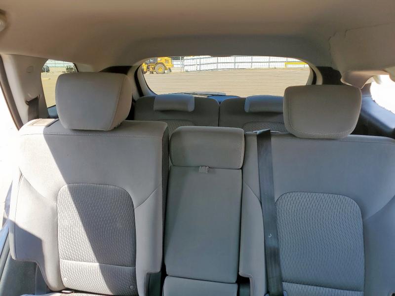2017 HYUNDAI SANTA FE SE KM8SM4HF0HU180996