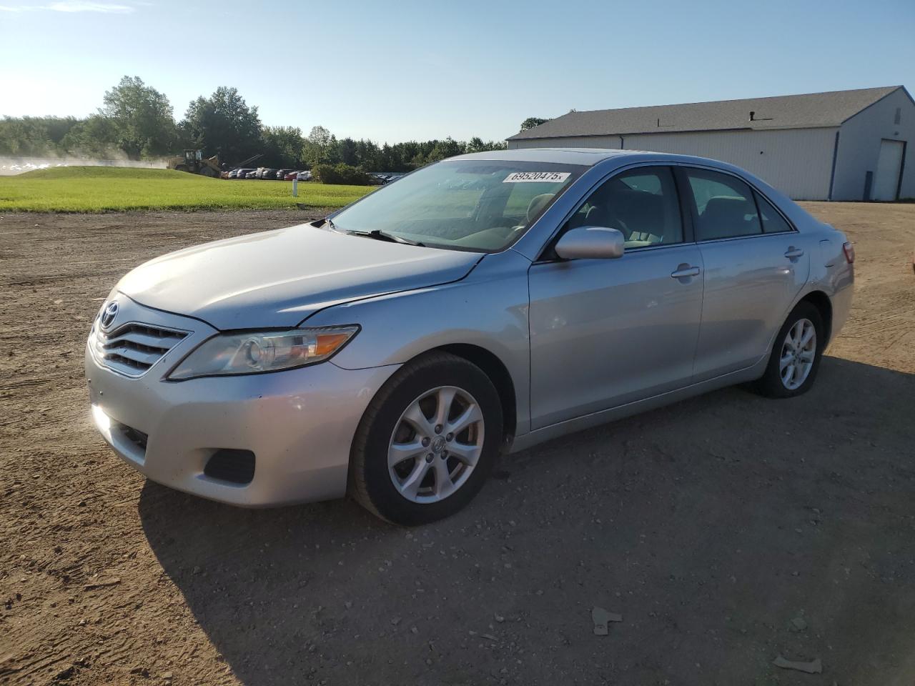 TOYOTA CAMRY BASE
