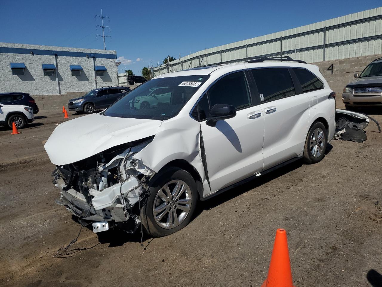 TOYOTA SIENNA XSE