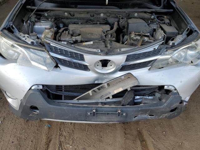 2015 TOYOTA RAV4 XLE - JTMRFREV6FJ042402