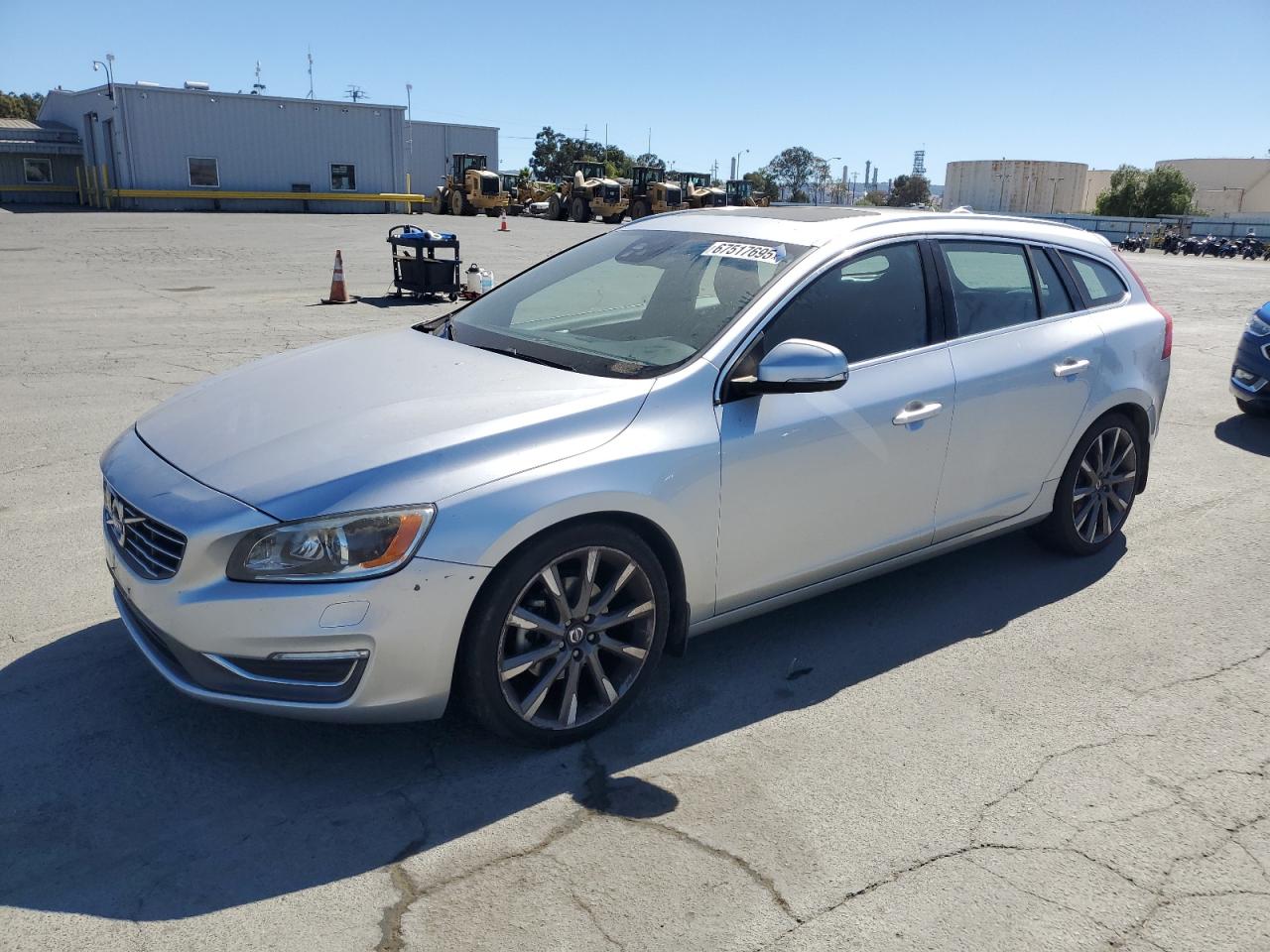 VOLVO V60 PLATINUM