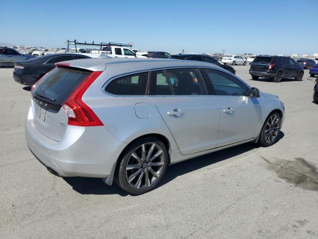 2015 VOLVO V60 PLATIN YV140MEMXF1219081