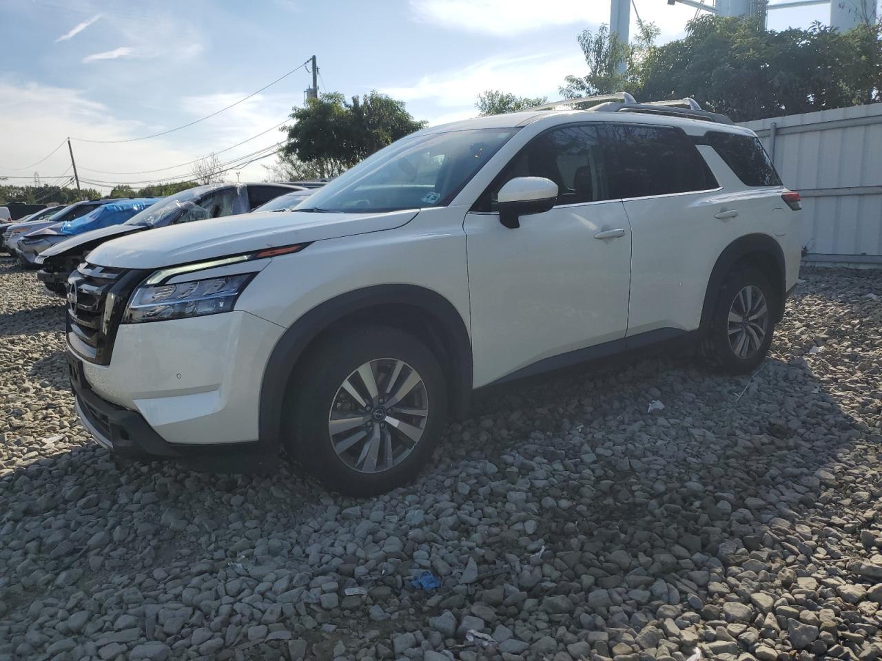 NISSAN PATHFINDER SL