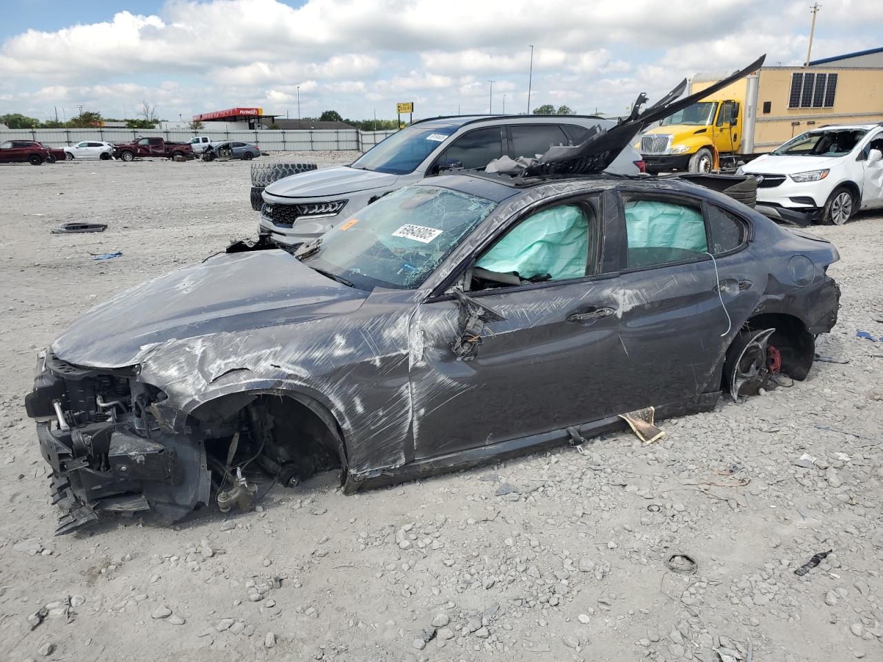 ALFA ROMEO GIULIA TI Q4