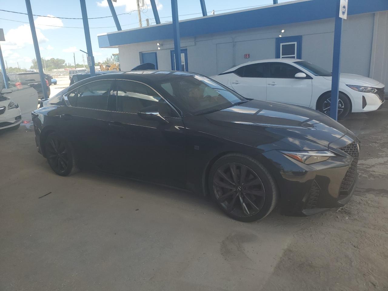 LEXUS IS 350 F SPORT DESIGN