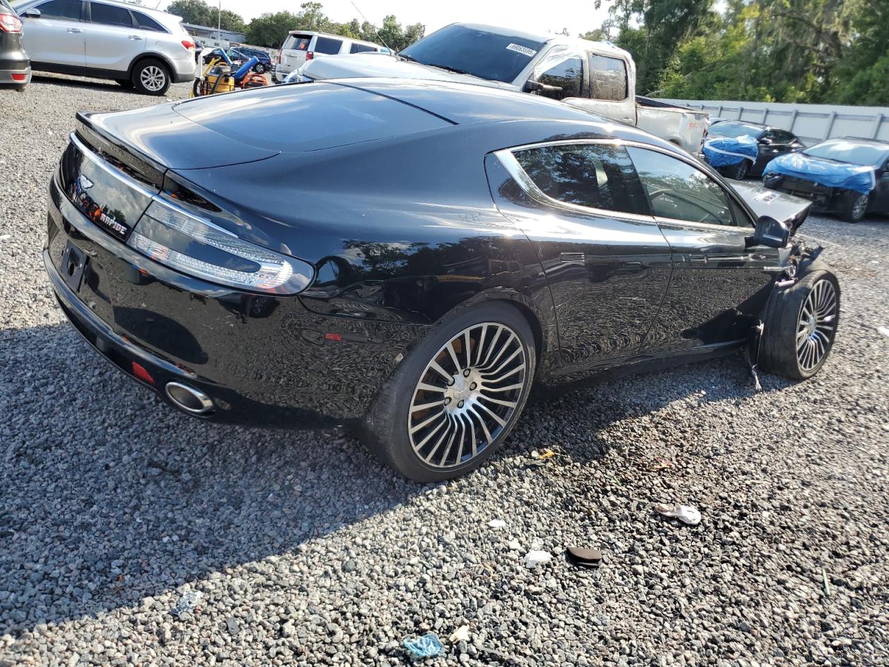 ASTON MARTIN RAPIDE
