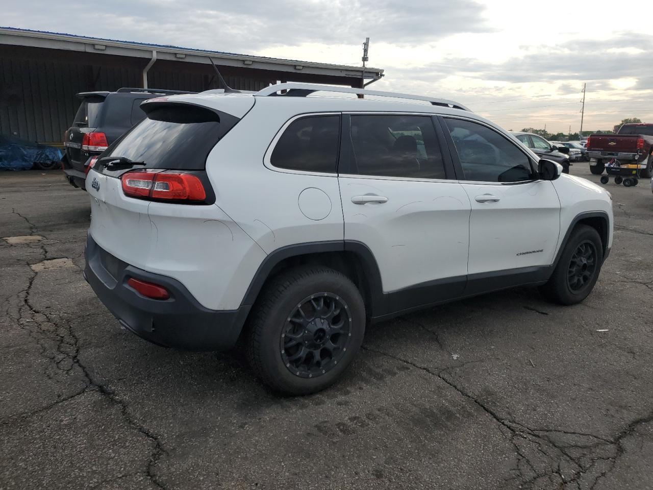 JEEP GRAND CHEROKEE LATITUDE