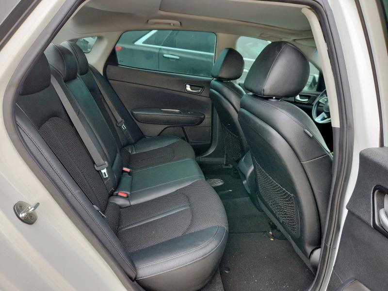 2019 KIA OPTIMA LX - 5XXGT4L39KG290386