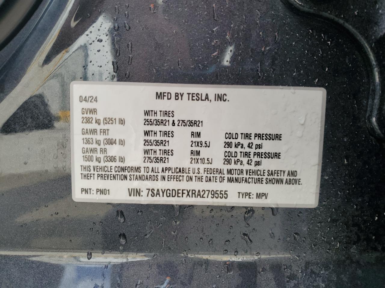 TESLA MODEL Y