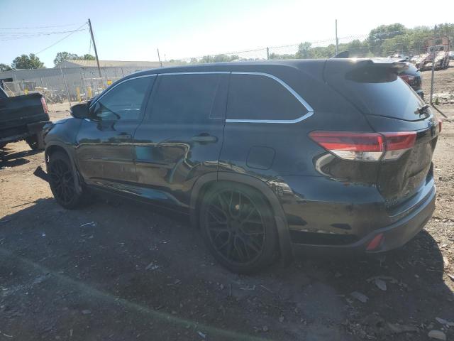 2018 TOYOTA HIGHLANDER SE 5TDJZRFH3JS816825