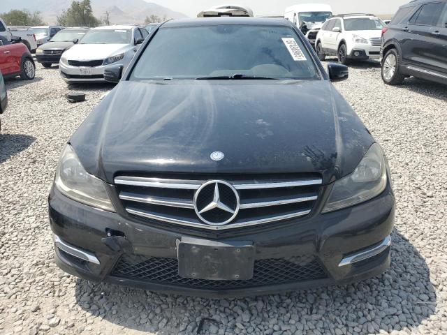 2014 MERCEDES-BENZ C 250 - WDDGF4HBXEA934720