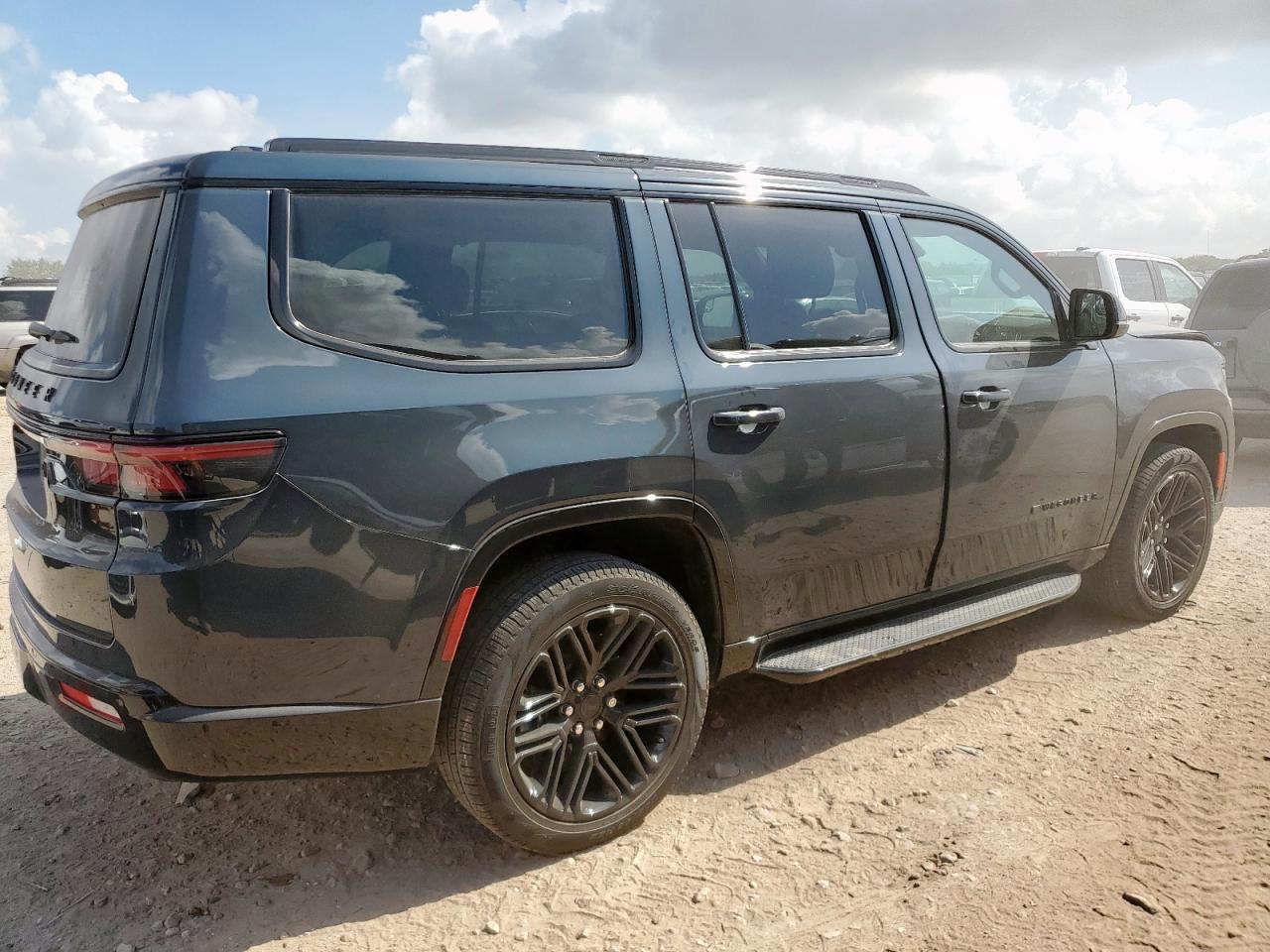 JEEP WAGONEER SERIES II