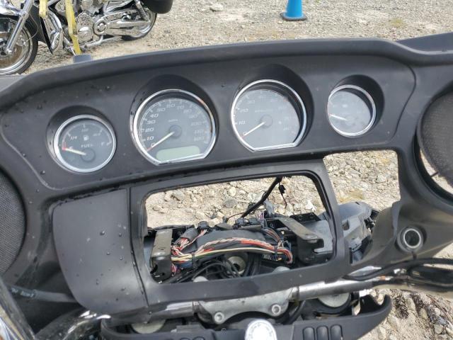 2018 HARLEY-DAVIDSON FLHTCU ULT 1HD1FCC19JB660955