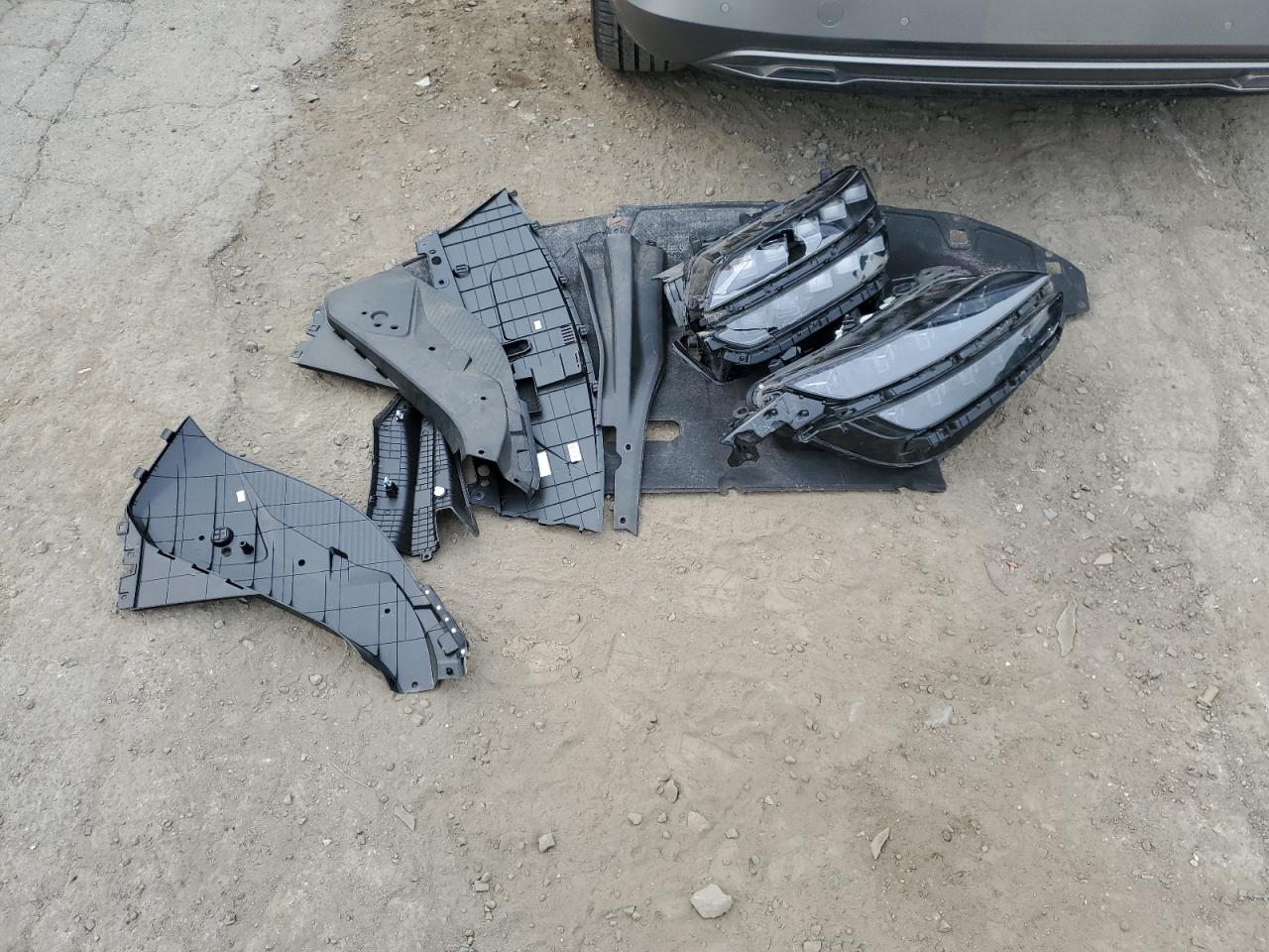 GENESIS GV60 ADVANCED