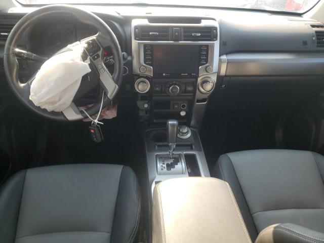 2020 TOYOTA 4RUNNER SR JTEBU5JR8L5777178