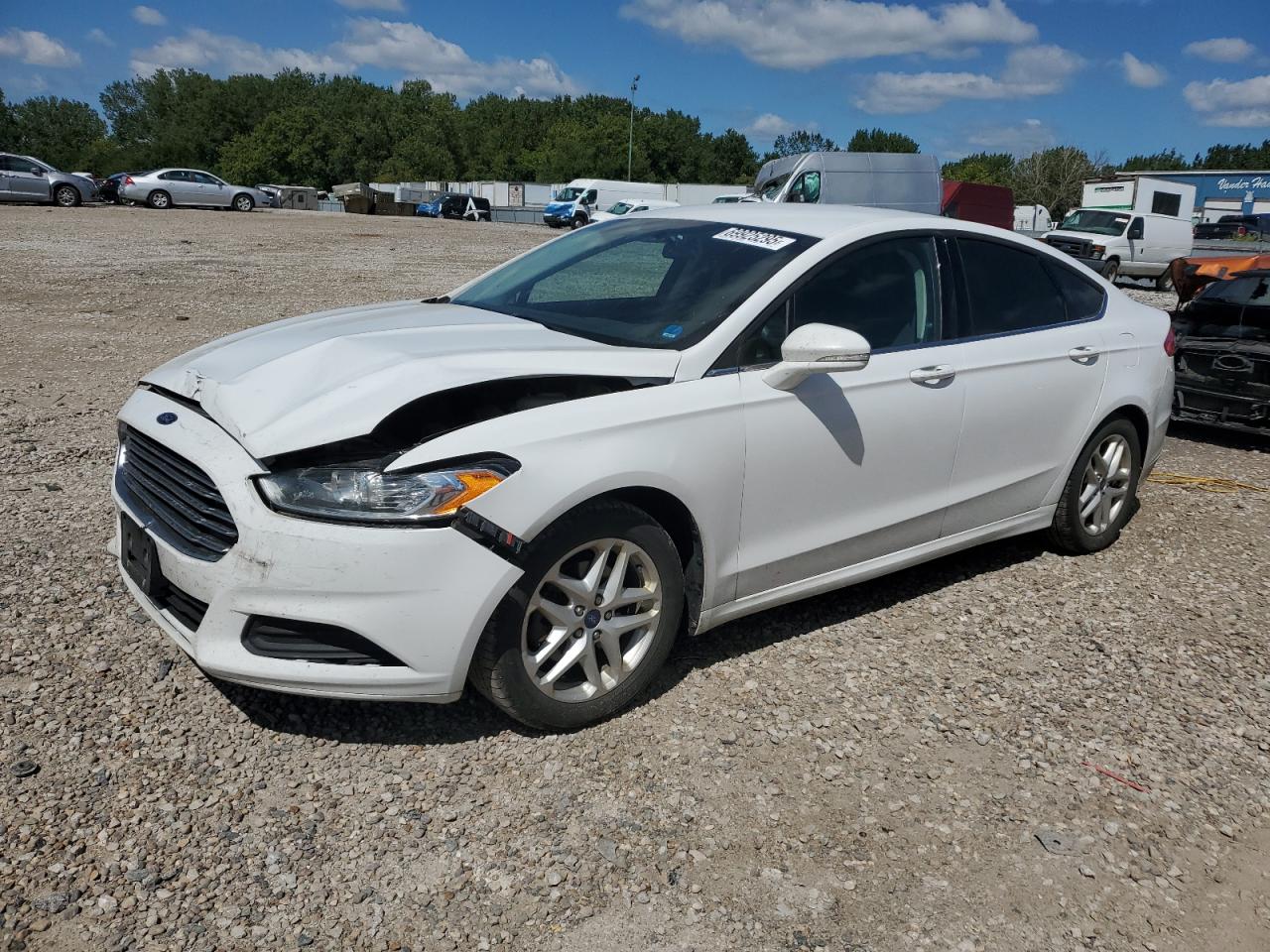 FORD FUSION SE