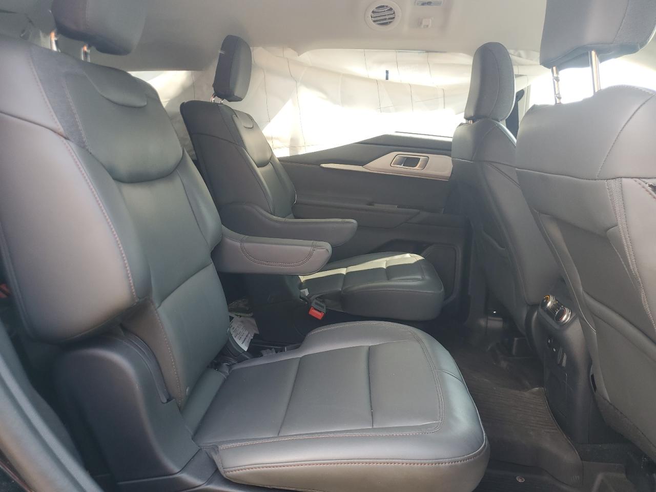 FORD EXPLORER ACTIVE