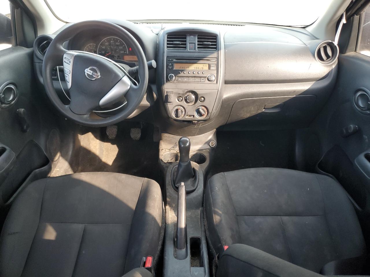 NISSAN VERSA S