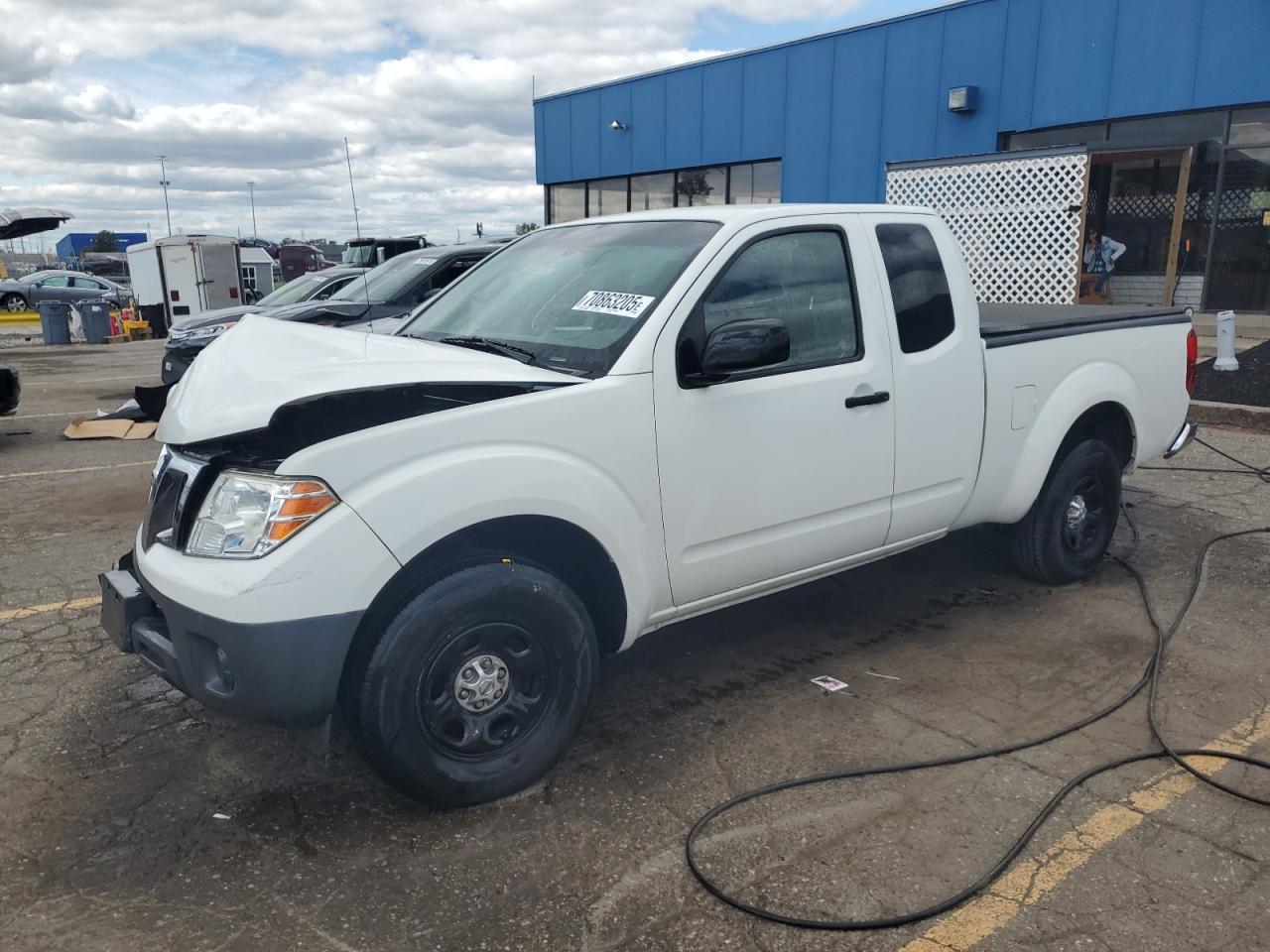 NISSAN FRONTIER S