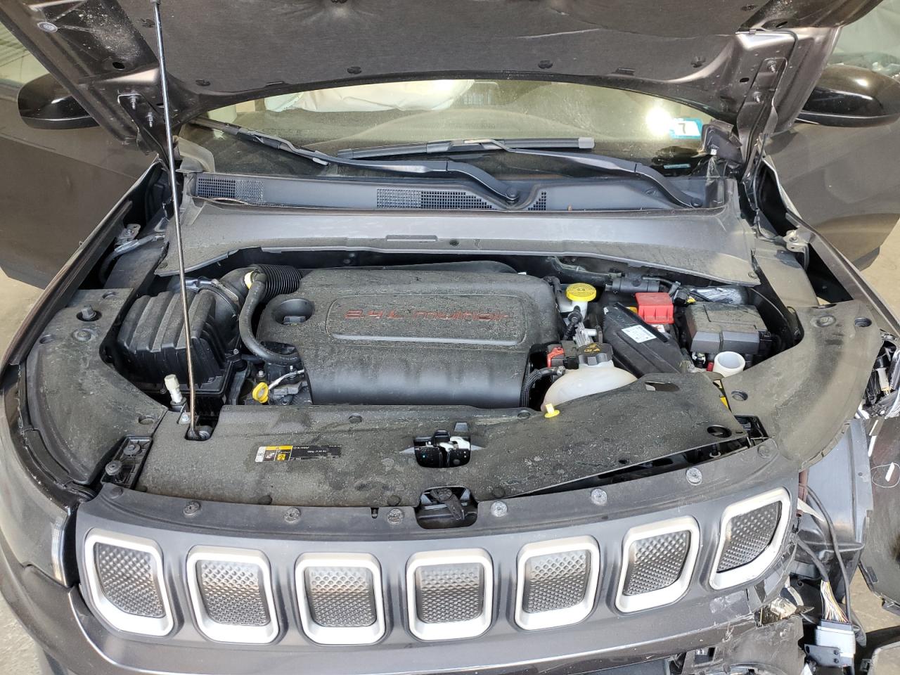 JEEP COMPASS LATITUDE