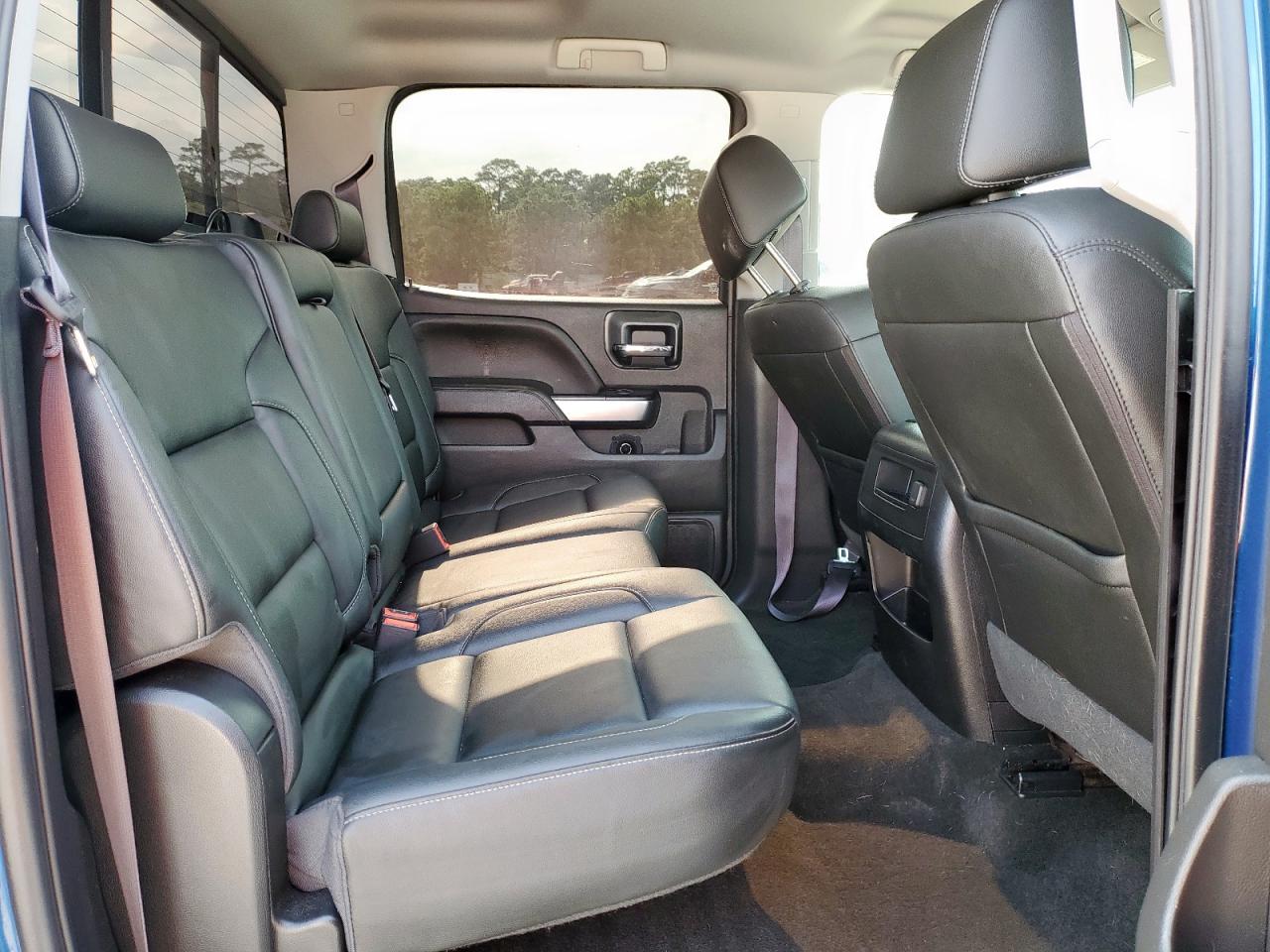 CHEVROLET SILVERADO C1500 LT