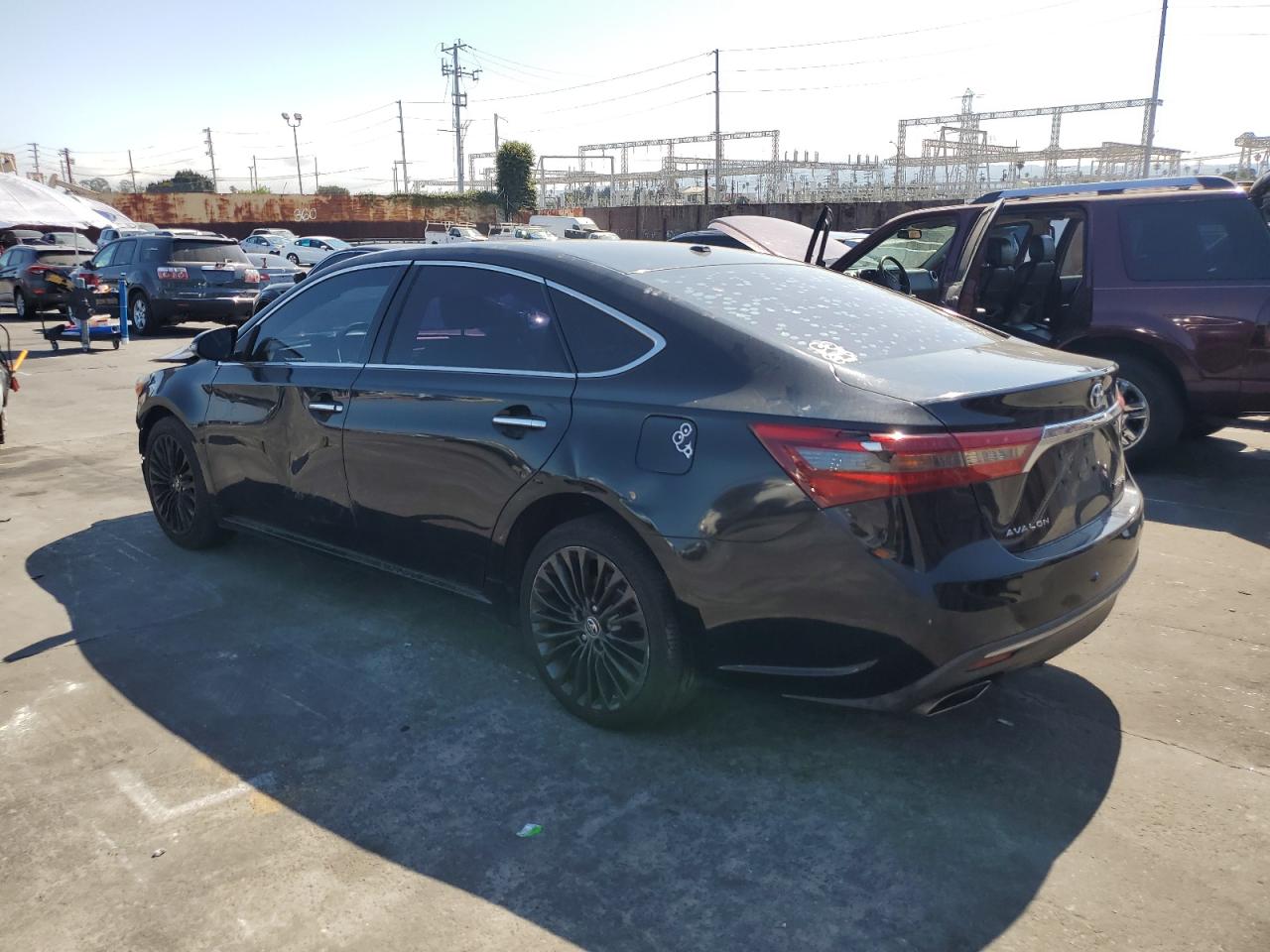 TOYOTA AVALON XLE