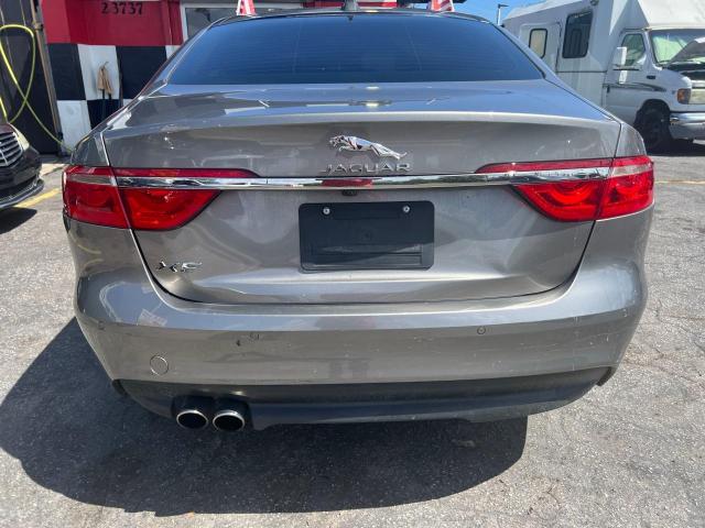 2017 JAGUAR XF PREMIUM SAJBD4BN5HCY42552