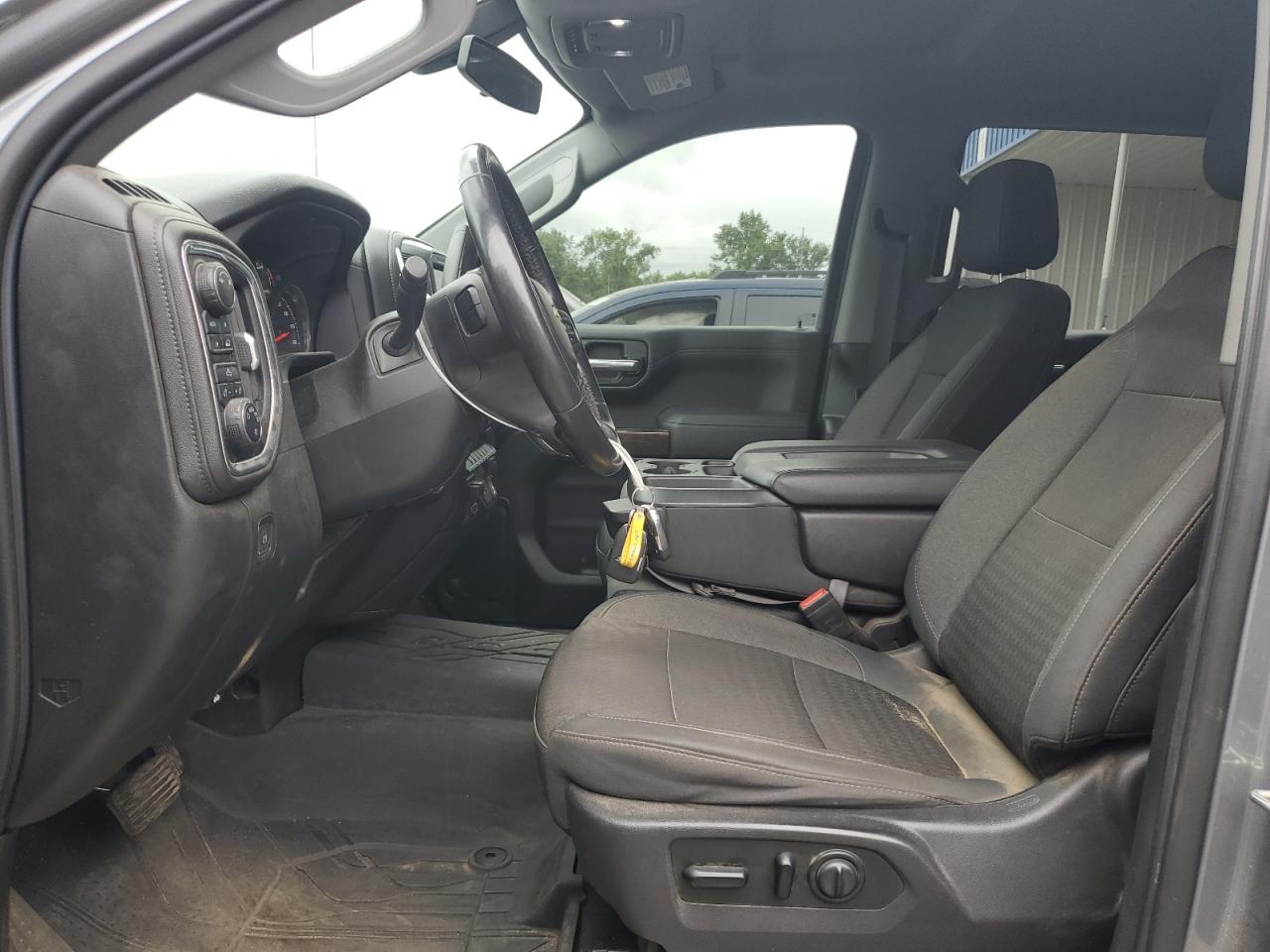 CHEVROLET SILVERADO K1500 LT