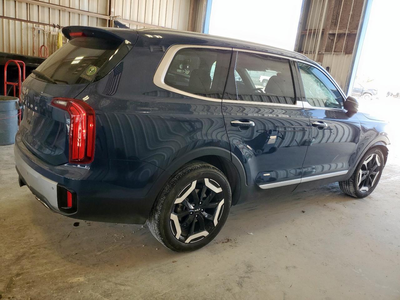 KIA TELLURIDE S