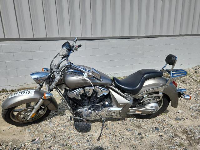 2011 HONDA VT1300 CR JH2SC6601BK100018