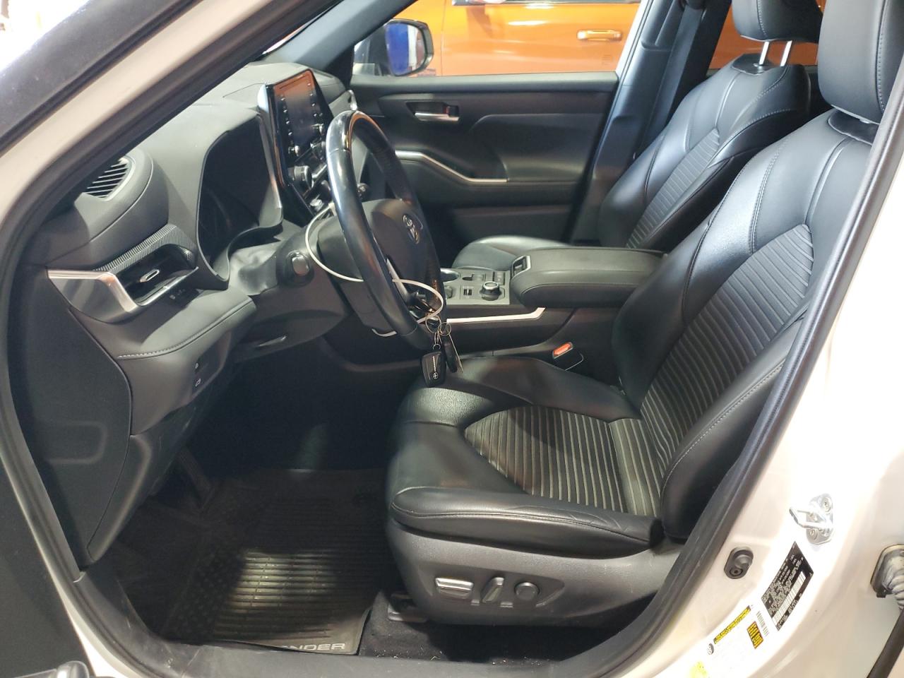 TOYOTA HIGHLANDER XSE