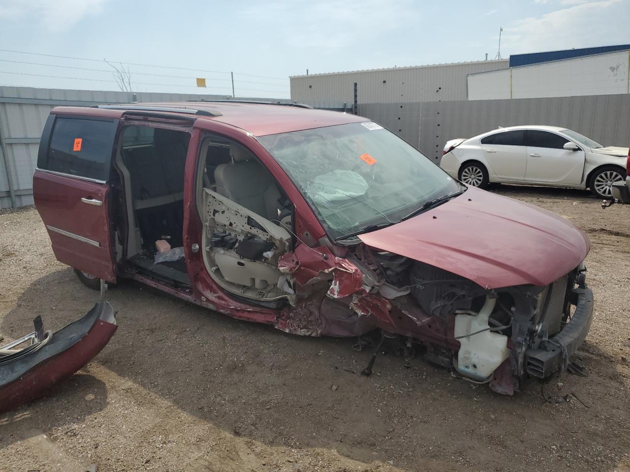 CHRYSLER TOWN & COUNTRY LIMITED