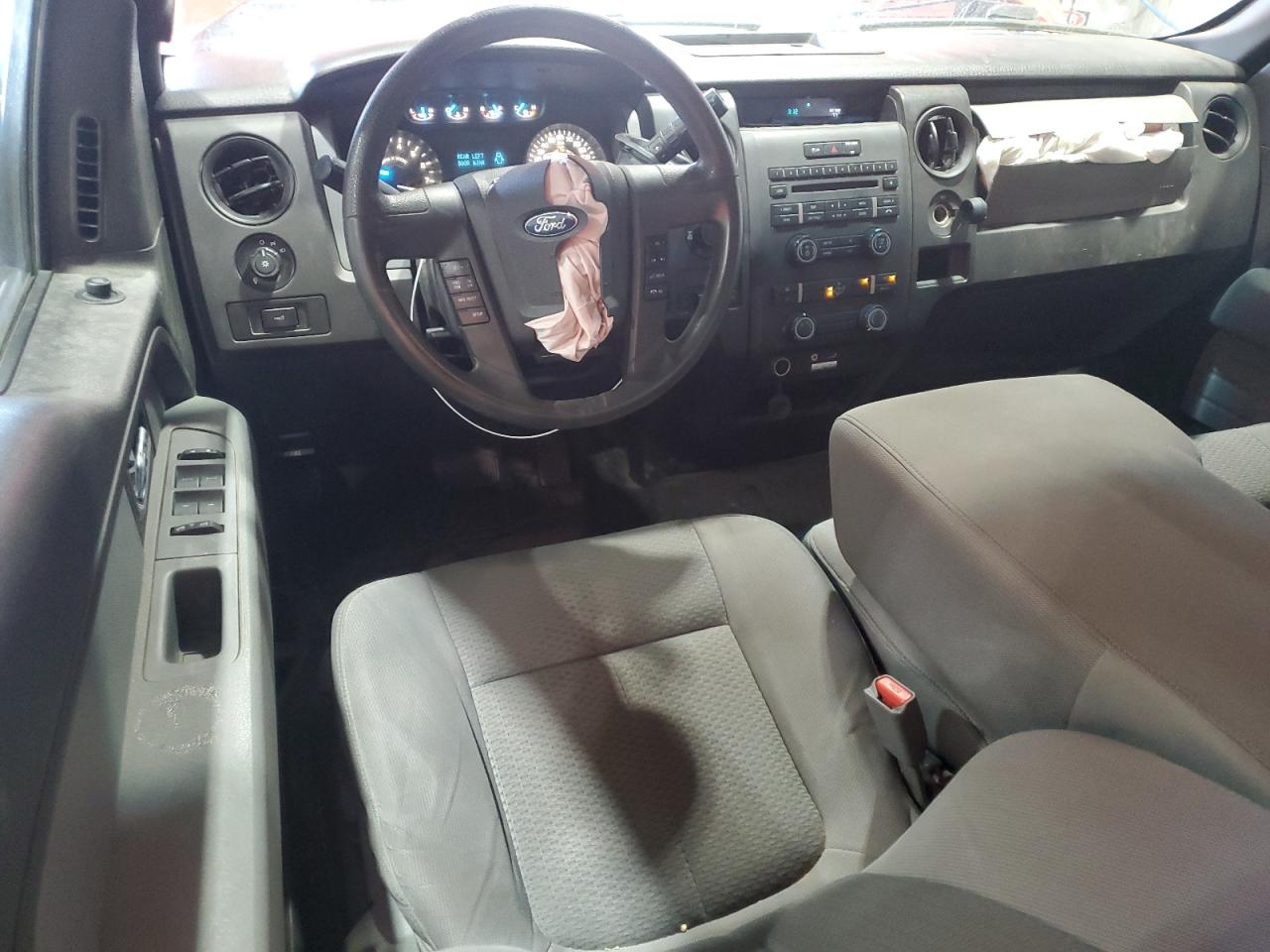 FORD F-150 SUPER CAB