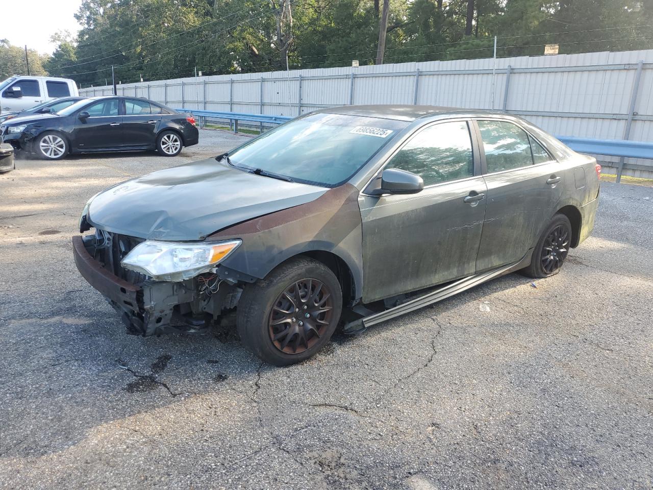 TOYOTA CAMRY BASE