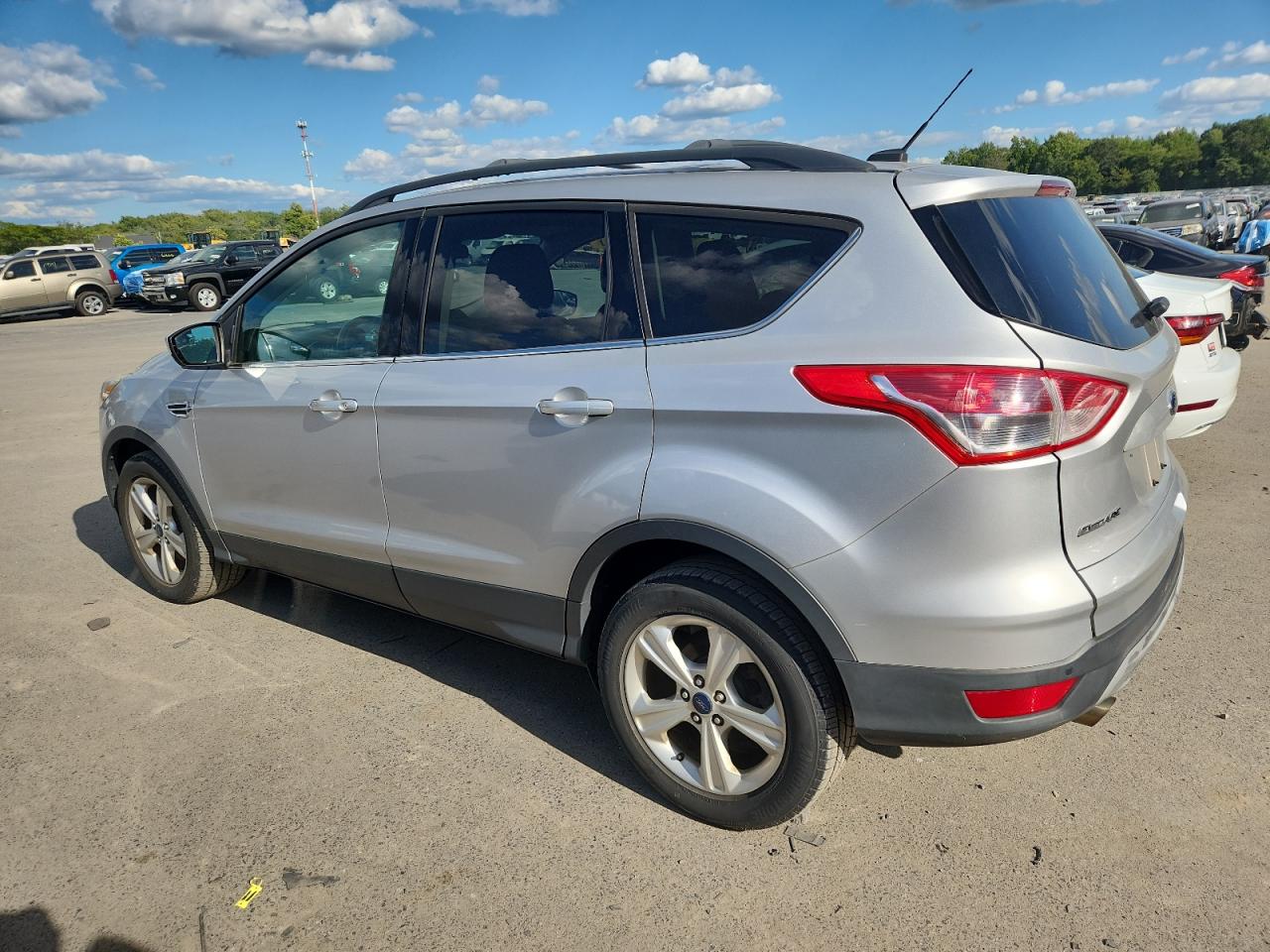 FORD ESCAPE SE