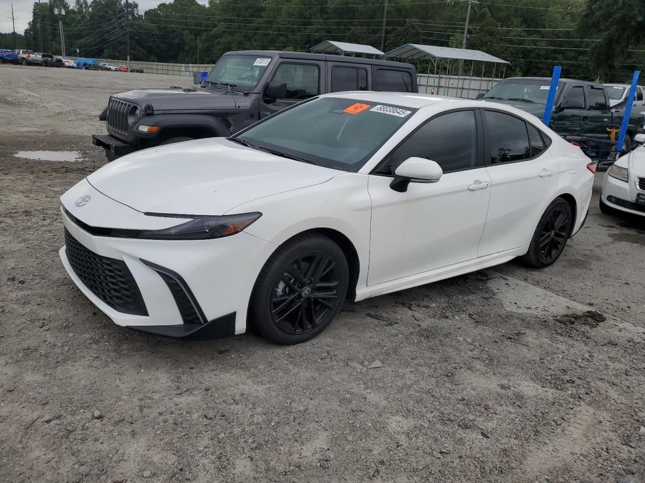 TOYOTA CAMRY XSE