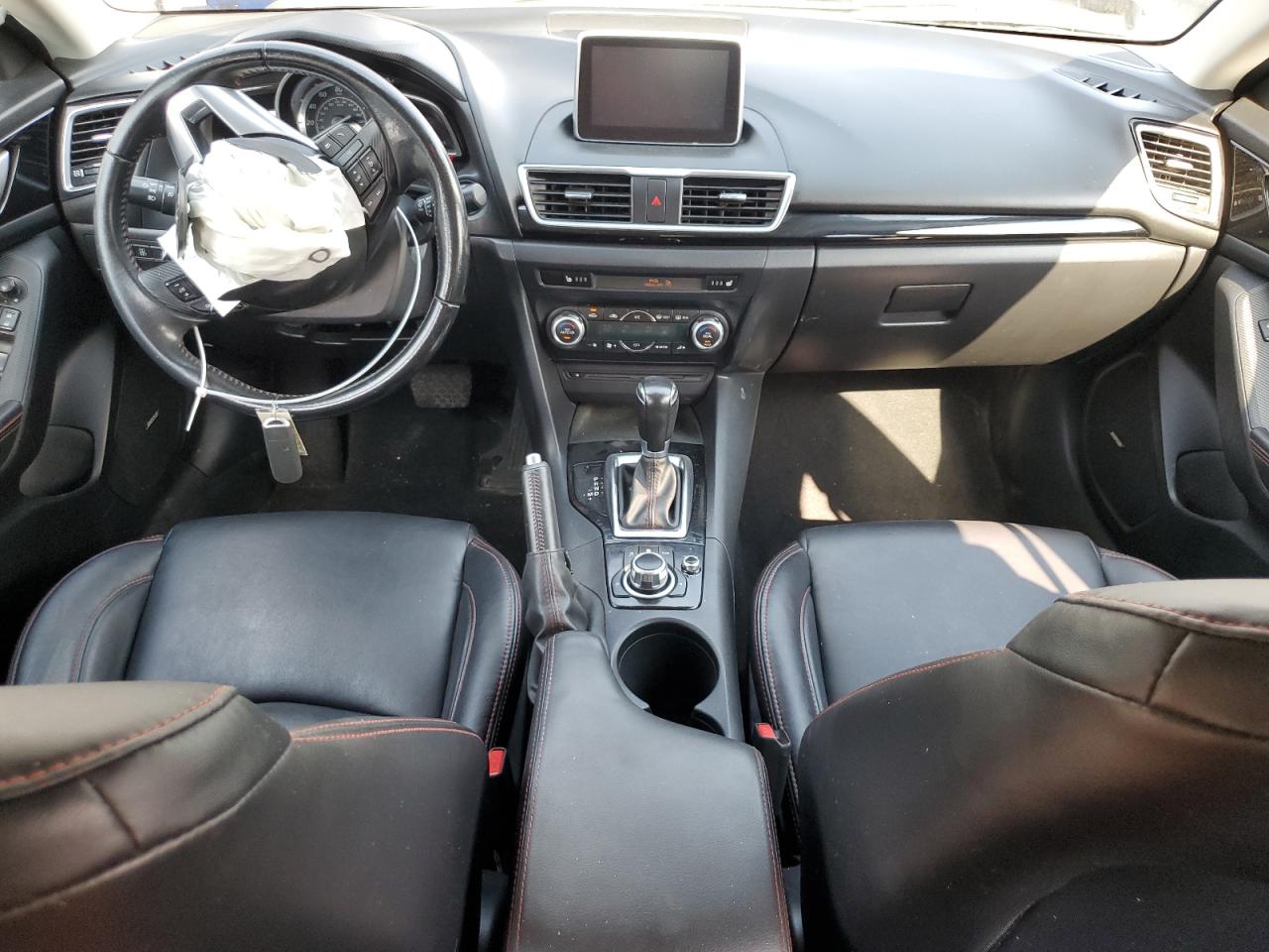 MAZDA 3 GRAND TOURING