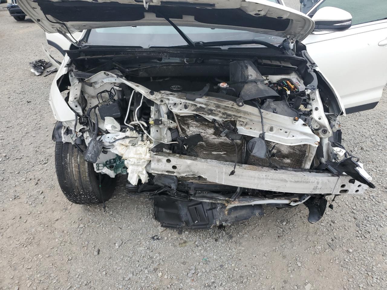 TOYOTA HIGHLANDER LE