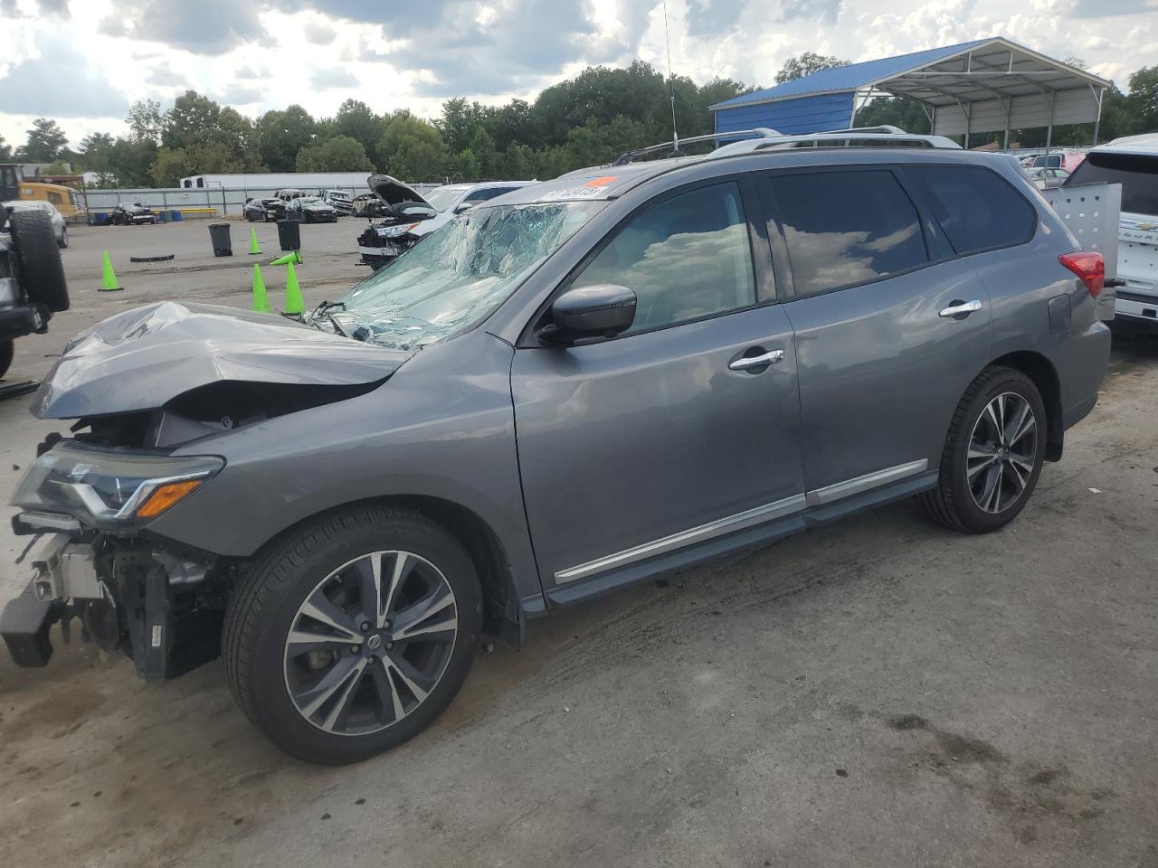 Lot #3239230117 2018 NISSAN PATHFINDER