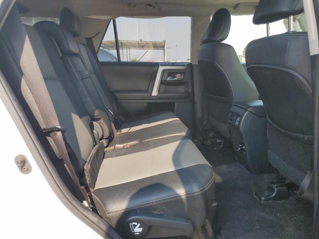 2018 TOYOTA 4RUNNER SR5 JTEZU5JR0J5185835