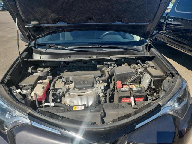 2017 TOYOTA RAV4 XLE JTMRFREV5HJ715165