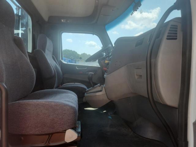 2016 PETERBILT TRACTOR 579 #3246760830