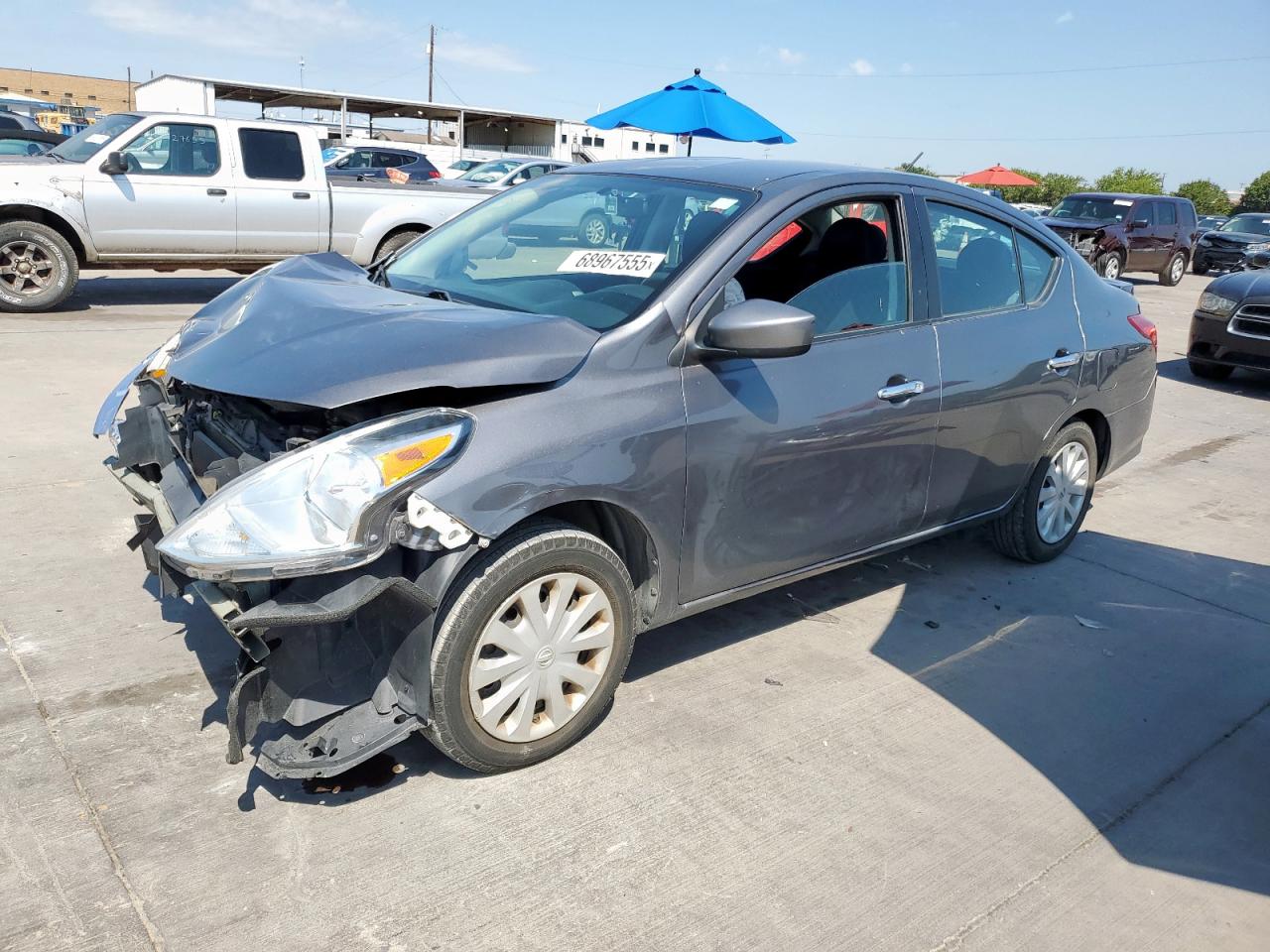 NISSAN VERSA S