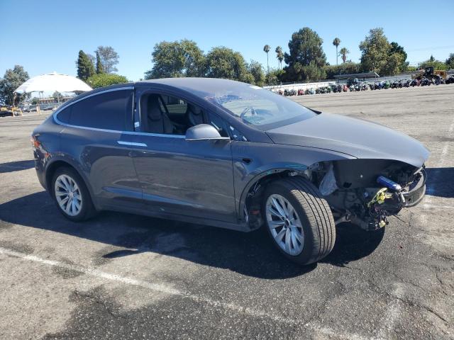 2018 TESLA MODEL X 5YJXCBE22JF119103