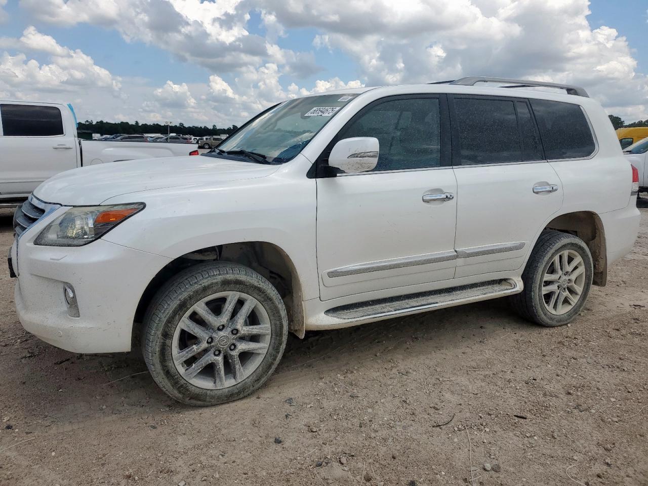 LEXUS LX 570