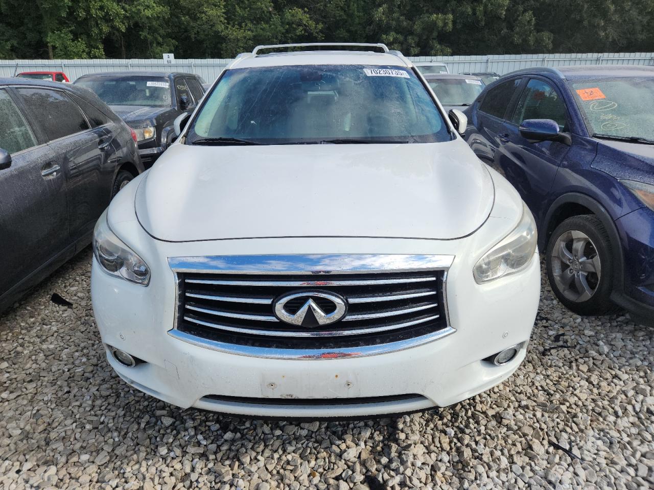 INFINITI JX35
