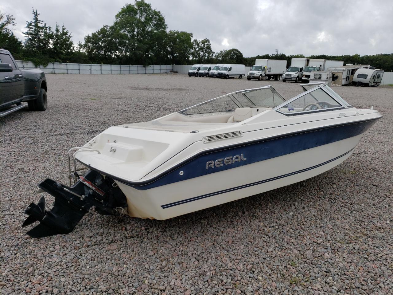Lot #3277159923 1994 REGAL BOAT