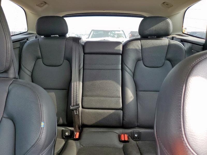 2021 VOLVO XC60 T5 MO YV4102RK1M1822775